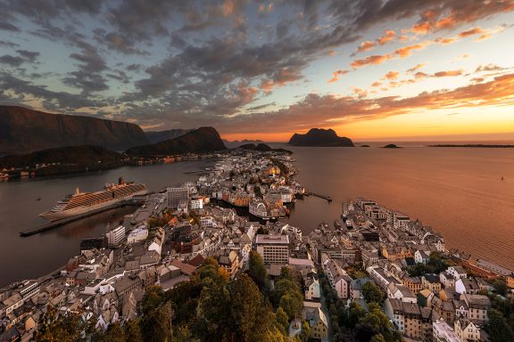 Uwe Benninghoff - Alesund